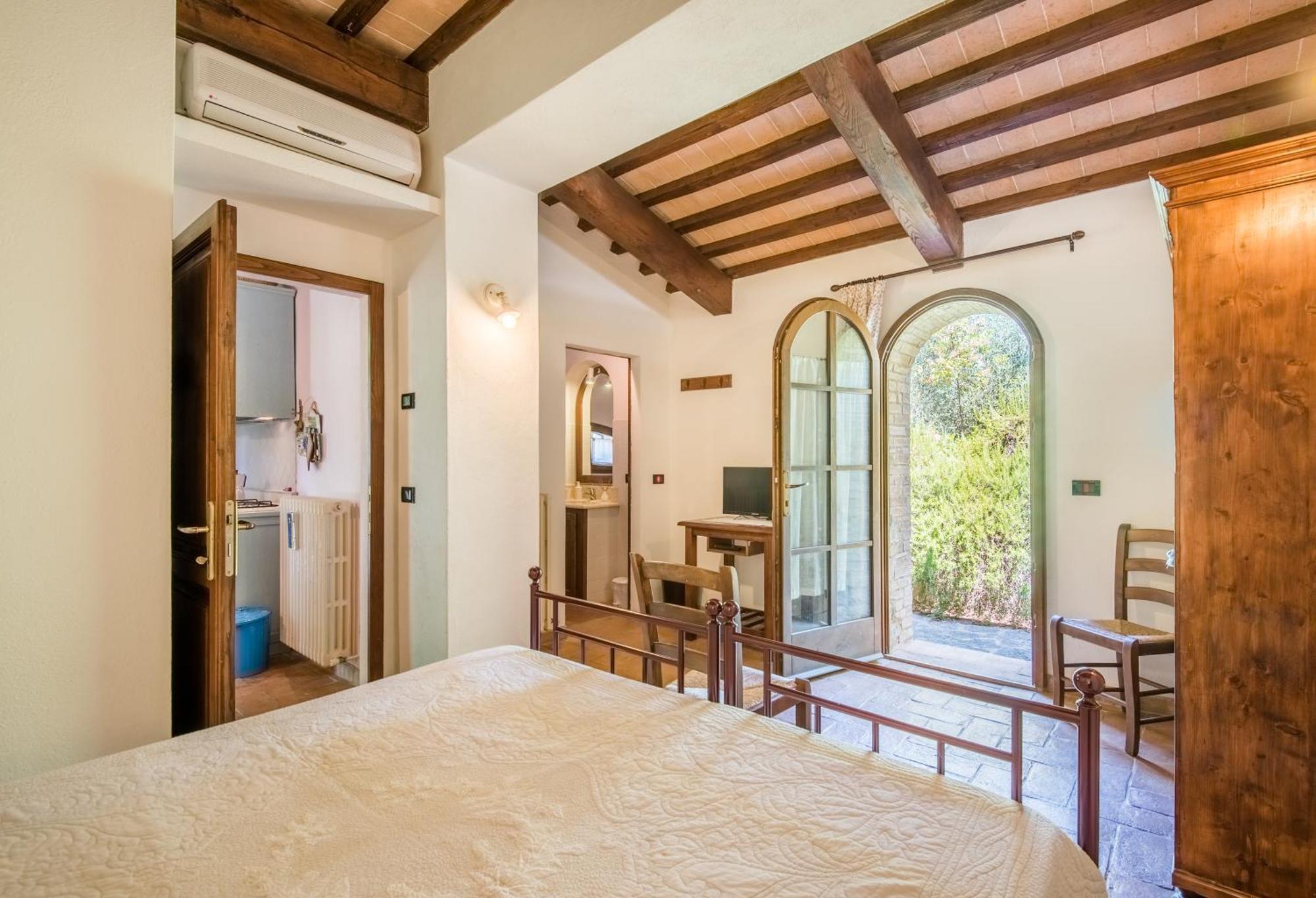 Glicine Apartment Podere Giardino Montalcino Exterior photo